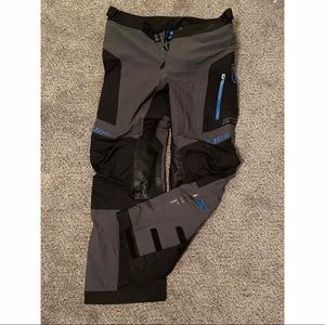 KLIM Traverse Pant 38 Black/Kinetik Blue